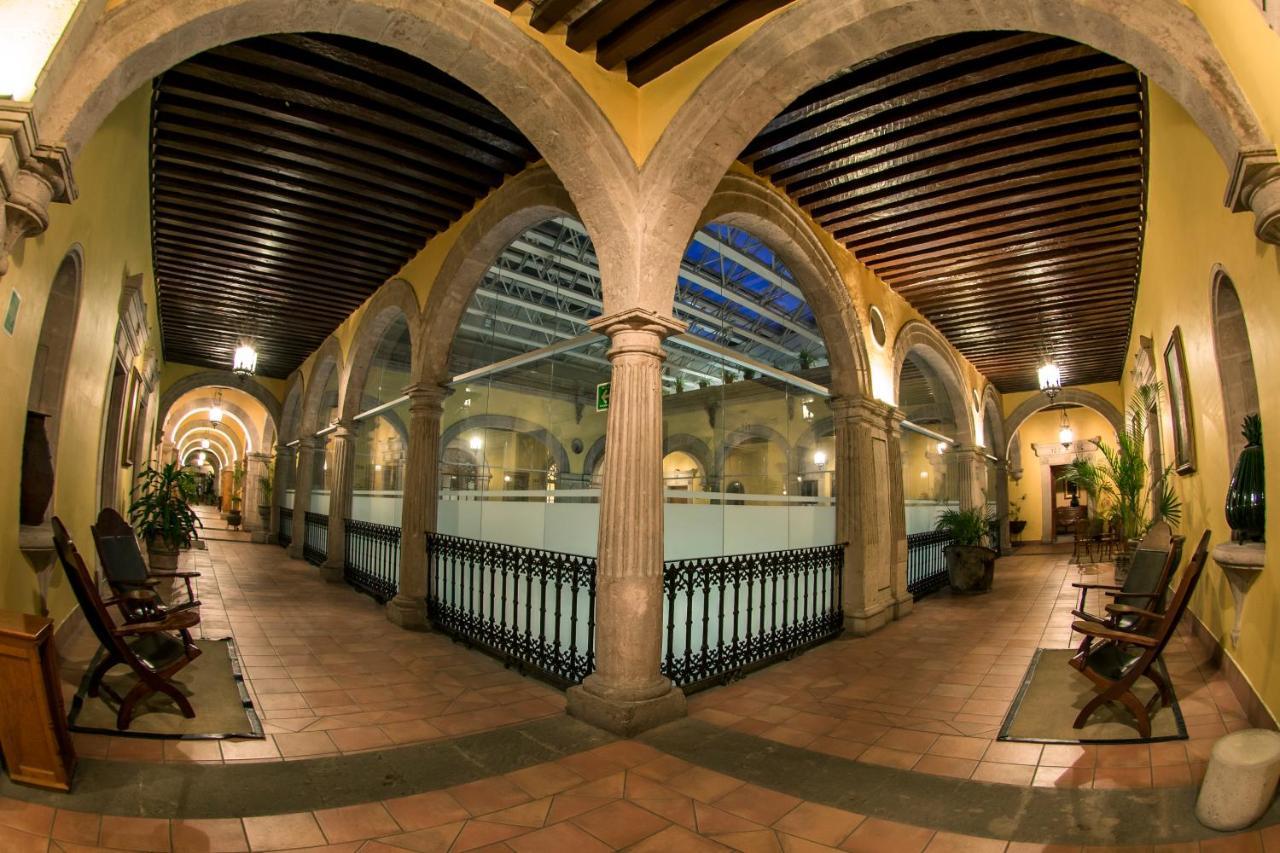 Hotel Los Juaninos Морелия Екстериор снимка