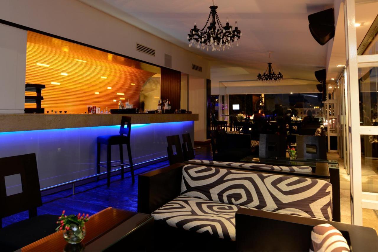 Hotel Los Juaninos Морелия Екстериор снимка
