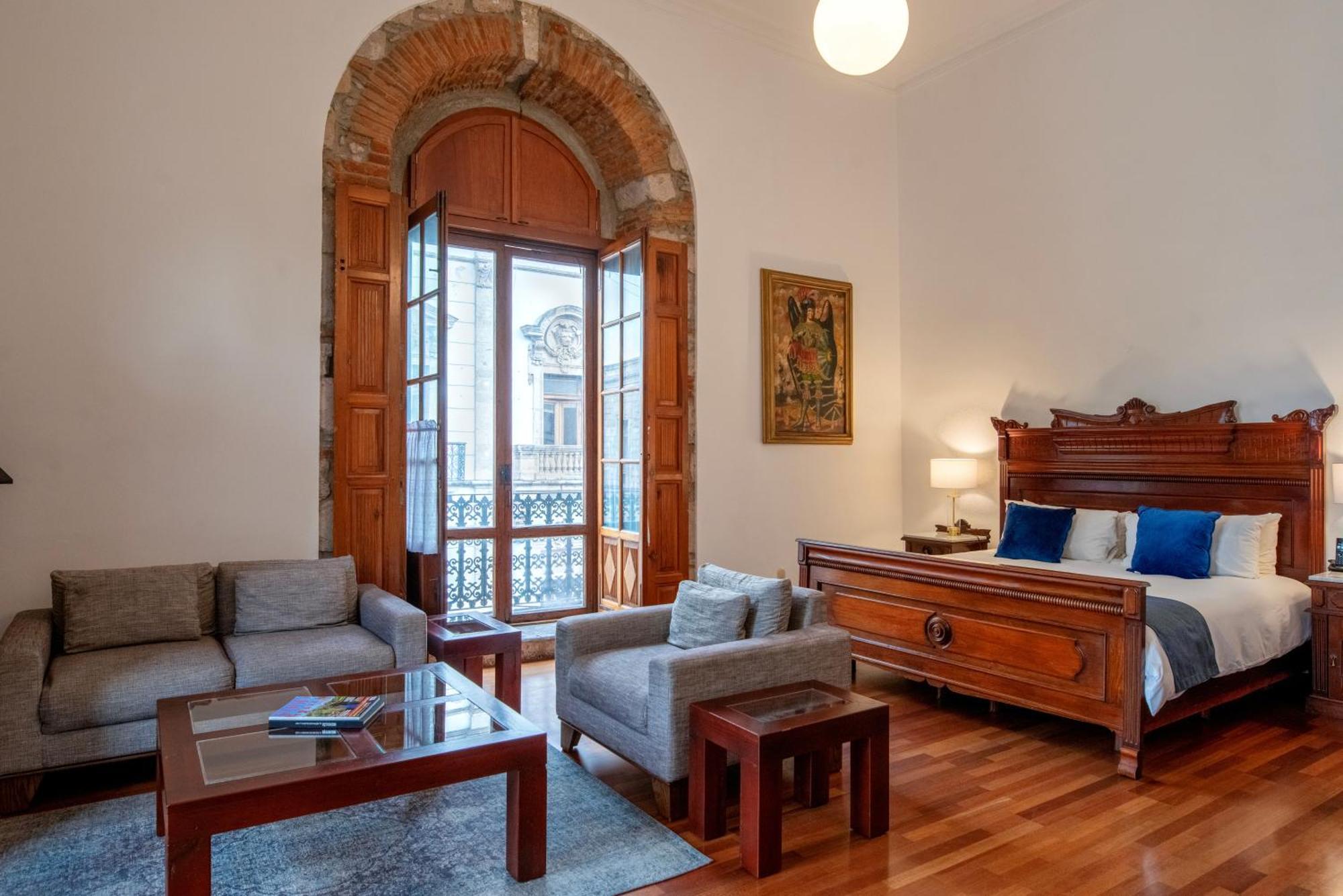 Hotel Los Juaninos Морелия Екстериор снимка
